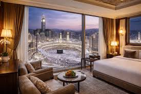 How Far Should Your Hotel Be from Haram? A Practical Guide for Umrah Pilgrims